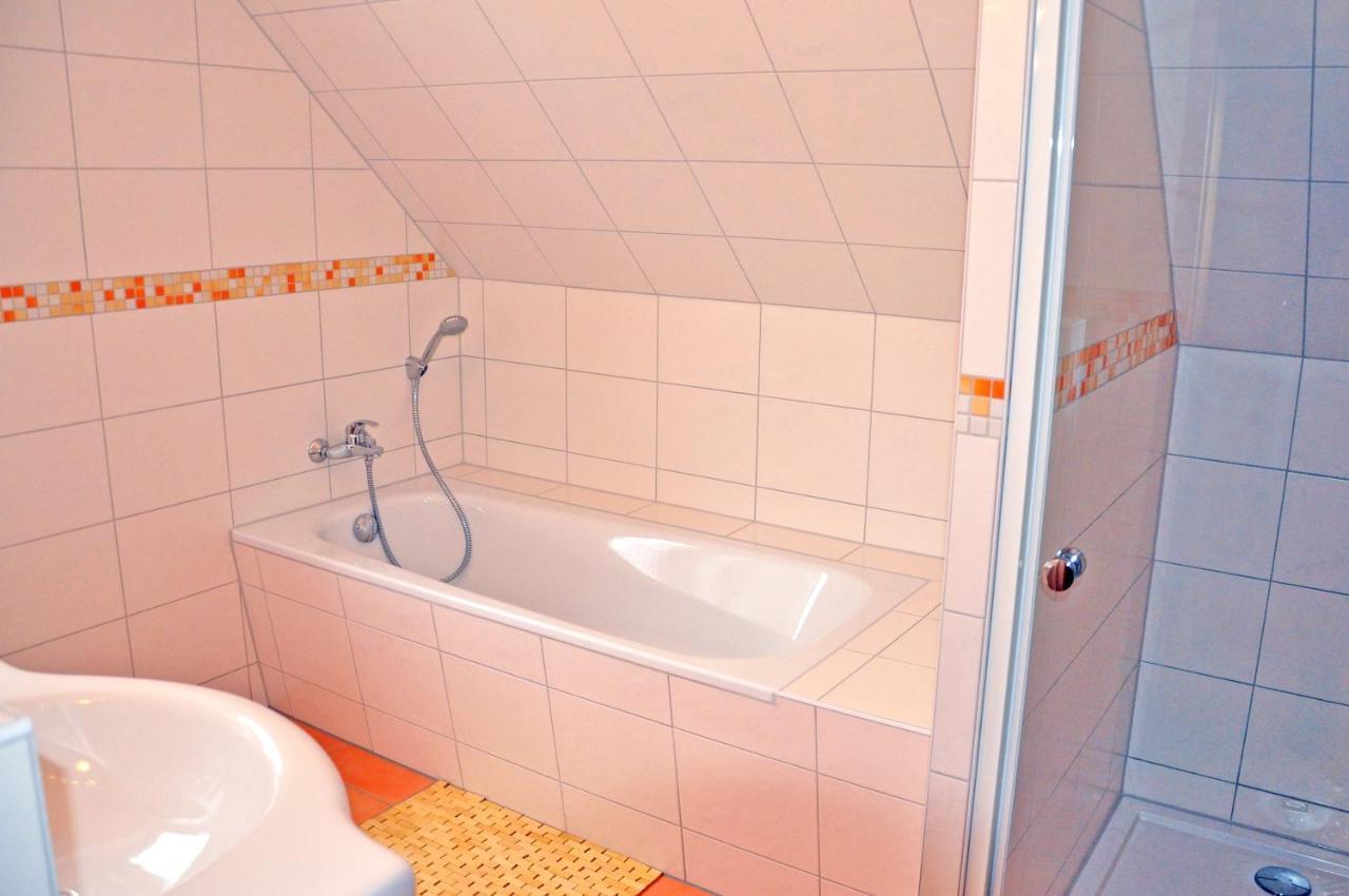 Ferienhaus Mueritzbrise / Og-Appartement Marienfelde エクステリア 写真